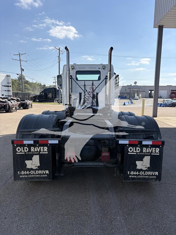 2018 VOLVO VHD64FT300 2018 VOLVO VHD64FT300 - image 6 of 6