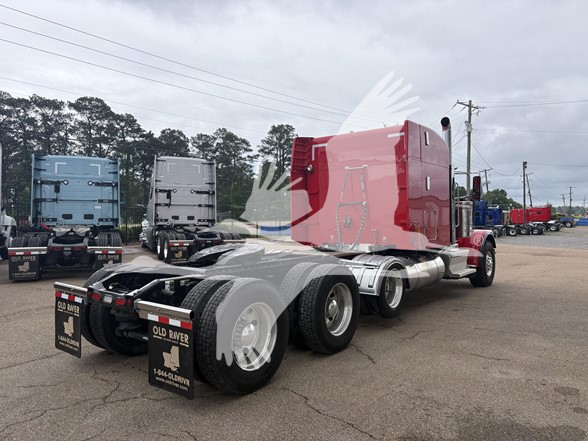 2024 PETERBILT 389 2024 PETERBILT 389 - image 5 of 6