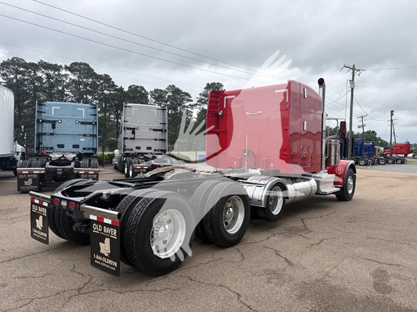2024 PETERBILT 389 2024 PETERBILT 389 - image 4 of 6
