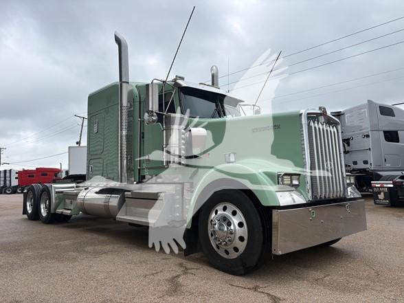 2024 KENWORTH W900 2024 KENWORTH W900 - image 3 of 6