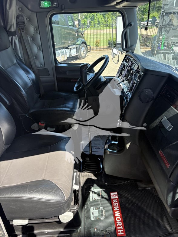 2024 KENWORTH W900 11023393904 2024 KENWORTH W900 11023393904