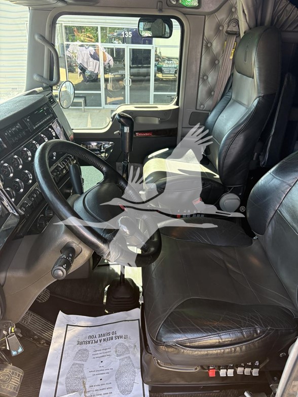 2024 KENWORTH W900 11023393966 2024 KENWORTH W900 11023393966