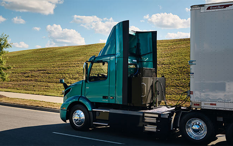 Volvo Trucks 6x4 Straight Truck Volvo Trucks 6x4 Straight Truck - image 1 of 4
