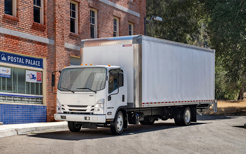 Isuzu NRR Standard Diesel Standard Cab Isuzu NRR Standard Diesel Standard Cab - image 4 of 6