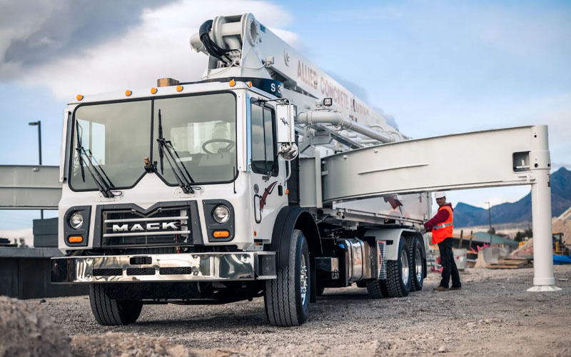 Mack Trucks TerraPro® Mack Trucks TerraPro® - image 4 of 4