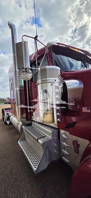 2024 KENWORTH W900 11027175729 2024 KENWORTH W900 11027175729