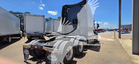2023 PETERBILT 579 11028215465 2023 PETERBILT 579 11028215465