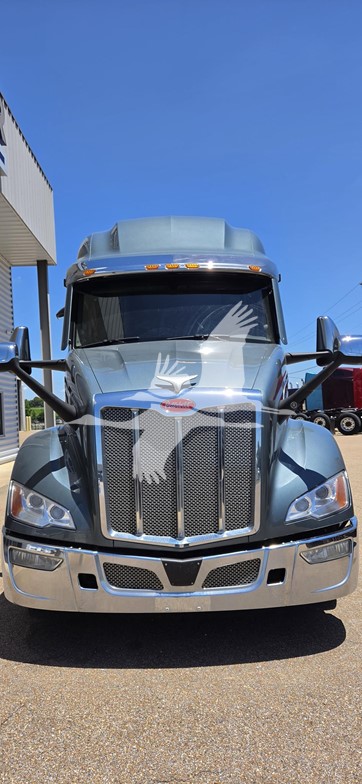 2023 PETERBILT 579 11028215499 2023 PETERBILT 579 11028215499