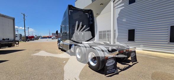 2023 PETERBILT 579 11028215528 2023 PETERBILT 579 11028215528