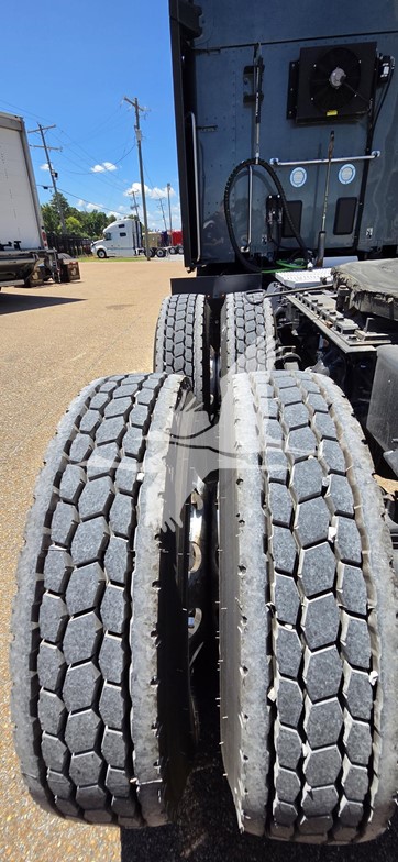 2023 PETERBILT 579 11028215554 2023 PETERBILT 579 11028215554