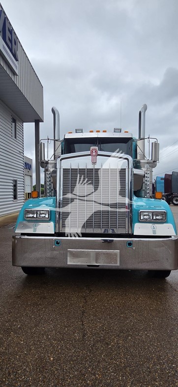 2024 KENWORTH W900 2024 KENWORTH W900 - image 2 of 6