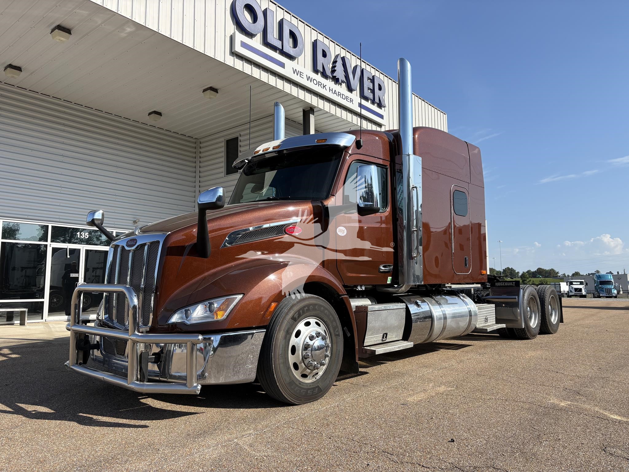 2025 PETERBILT 579 2025 PETERBILT 579 - image 1 of 6