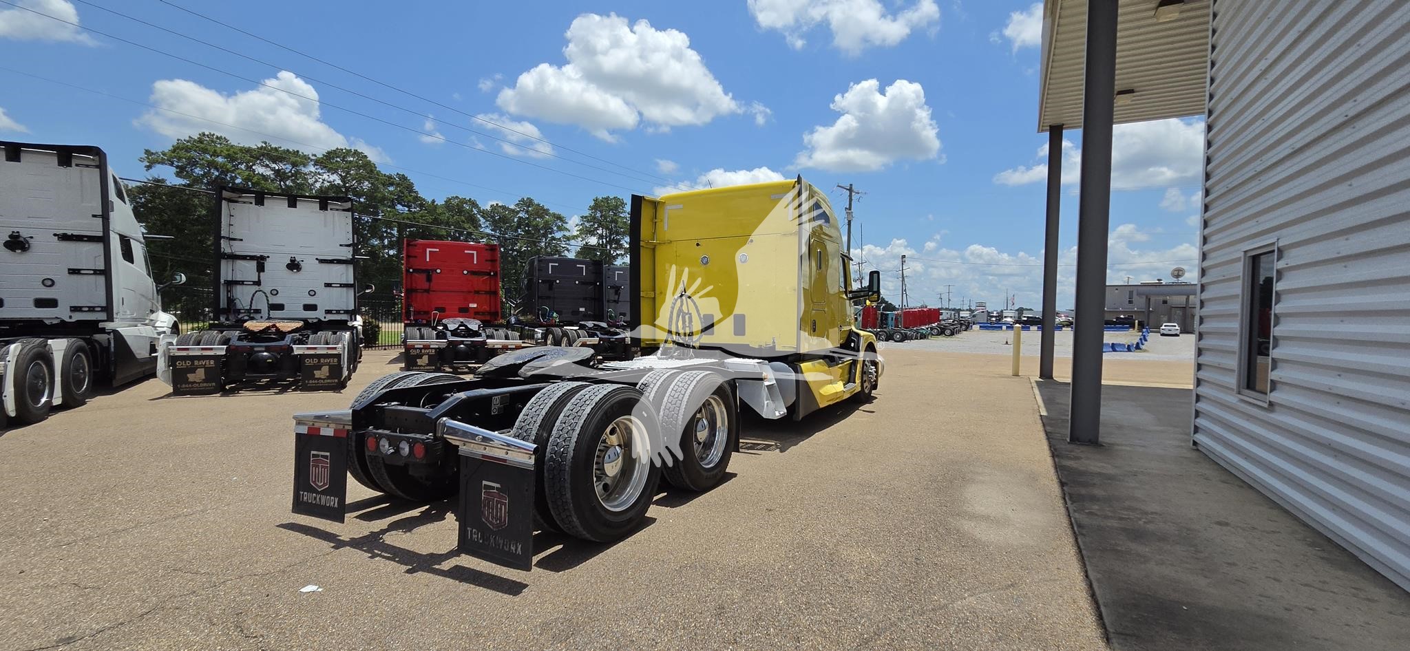 2024 KENWORTH T680 2024 KENWORTH T680 - image 5 of 6