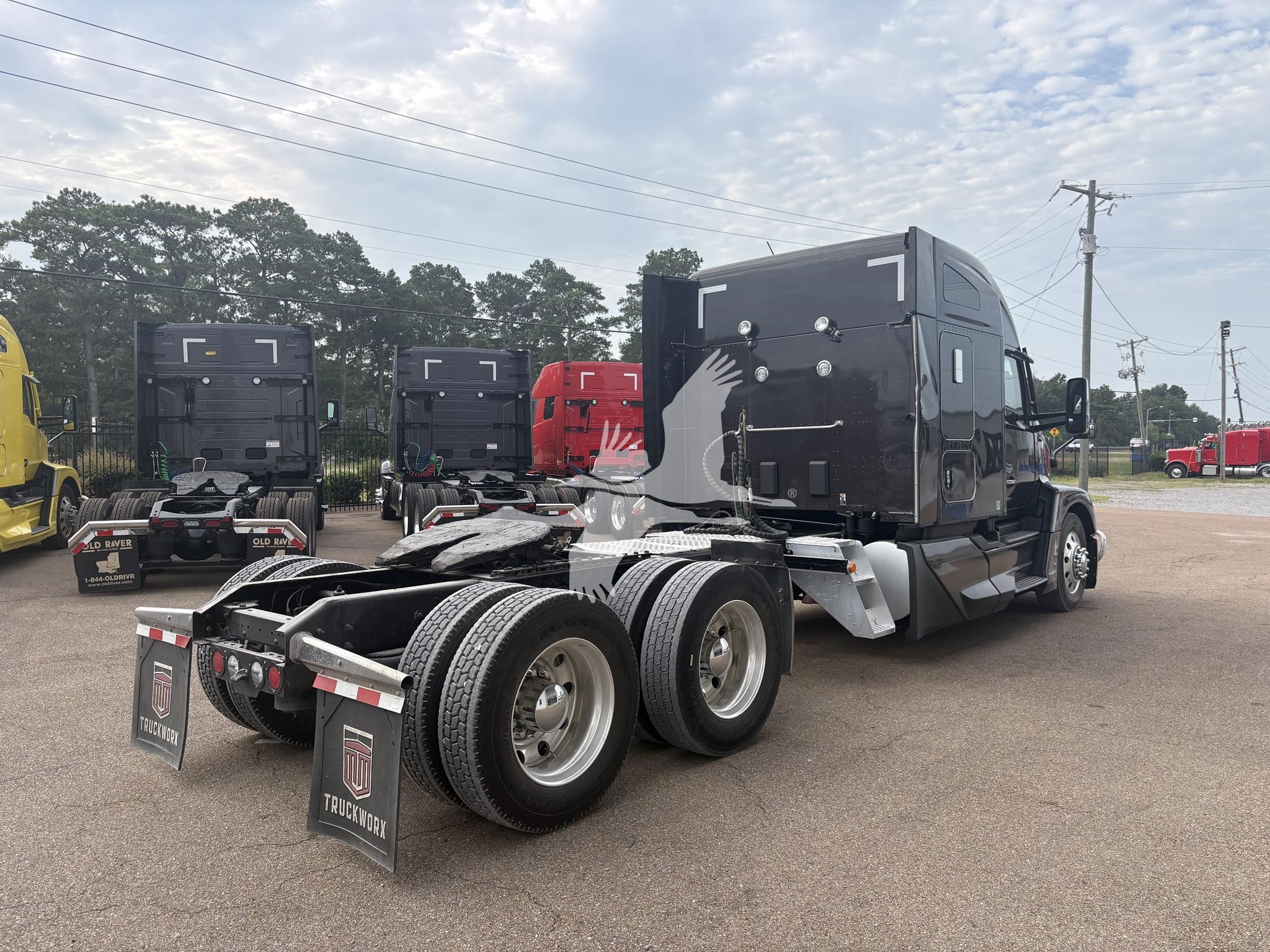 2024 KENWORTH T680 2024 KENWORTH T680 - image 5 of 6