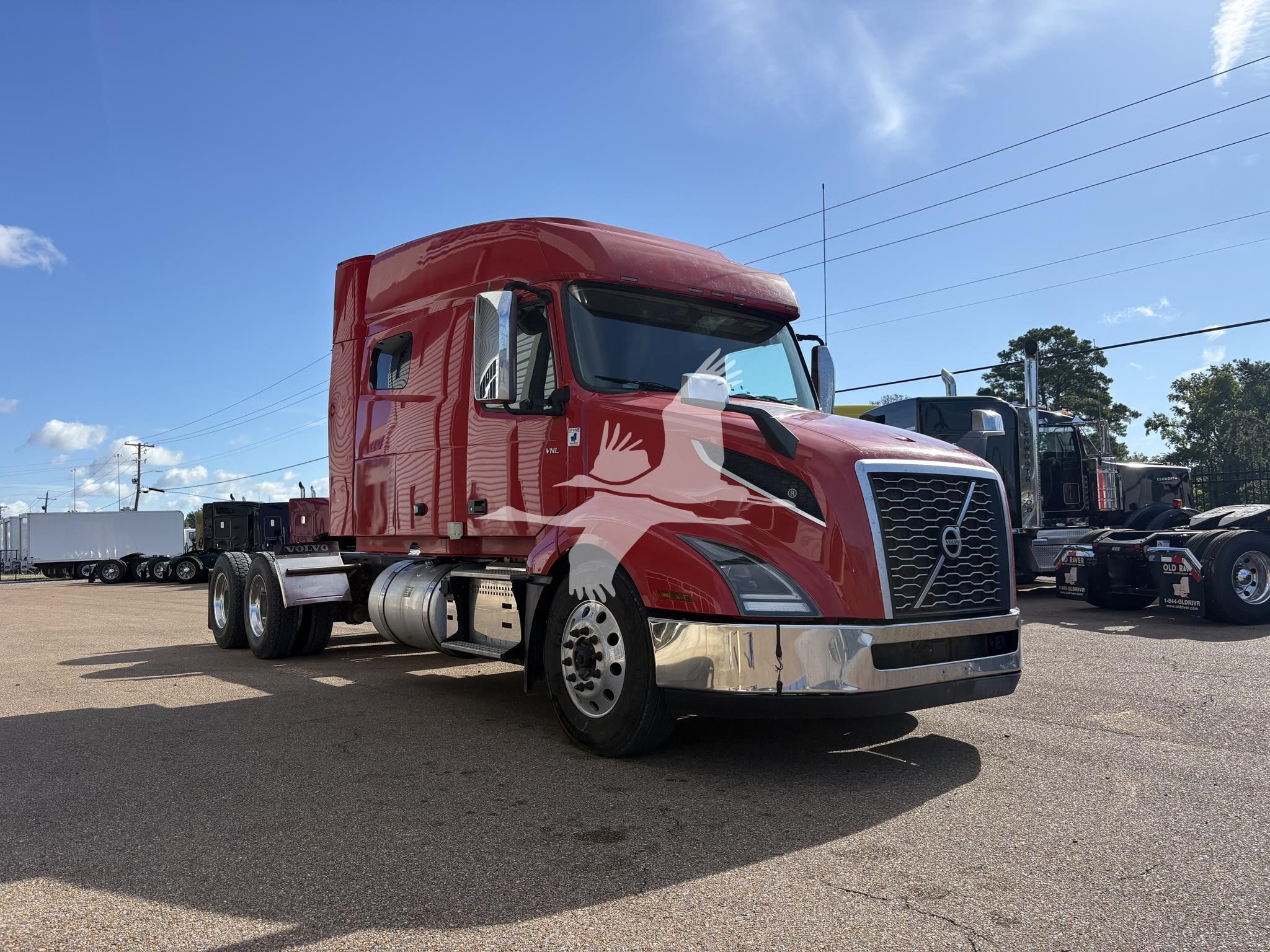 2022 VOLVO VNL64T740 2022 VOLVO VNL64T740 - image 3 of 6