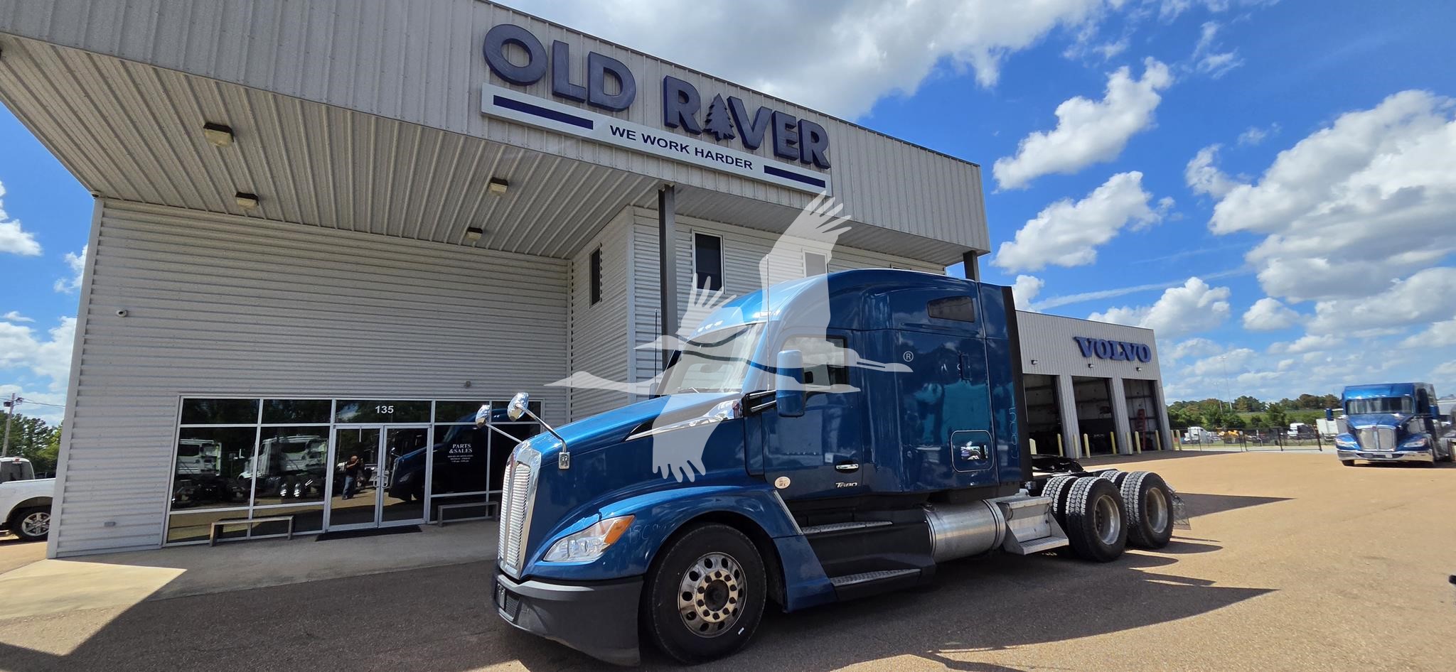 2023 KENWORTH T680 2023 KENWORTH T680 - image 1 of 6