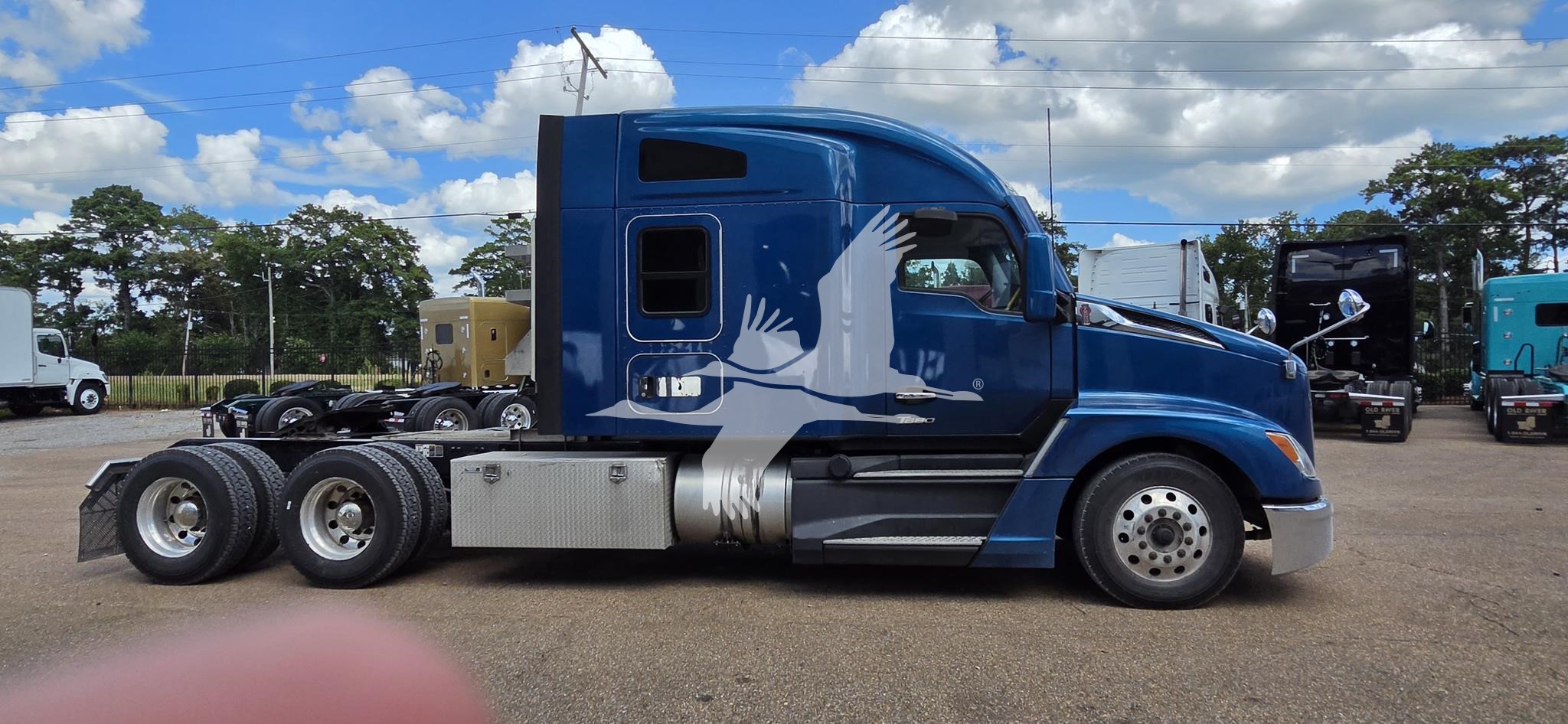 2023 KENWORTH T680 2023 KENWORTH T680 - image 4 of 6