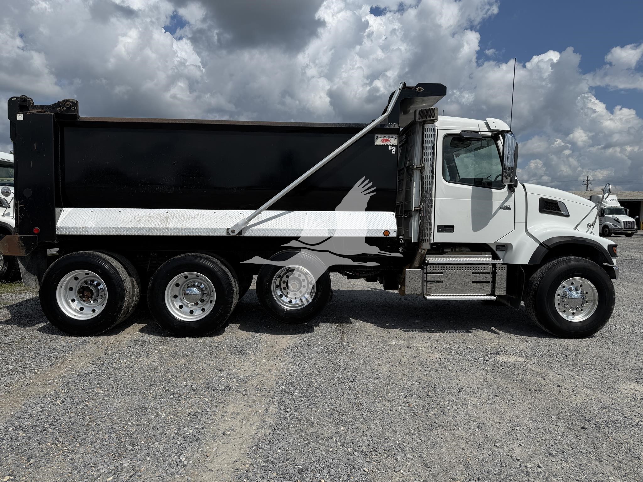 2022 VOLVO VHD84F300 11045944344 2022 VOLVO VHD84F300 11045944344